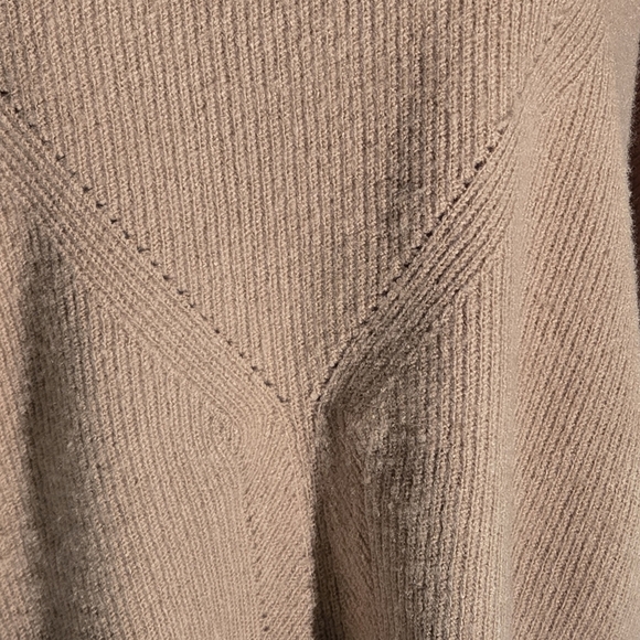 First Love by Lovelyn Tan Crew Neck Sweater Women’s Large Soft Knit Long Sleeve - Picture 5 of 10